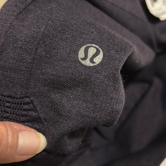 Lululemon In The Flow Plum Purple Seamless Cropped Leggings Size 8 - Picture 3 of 8